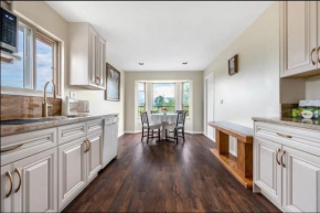 Share Home Luxury 4-BD with 2 Private Bathrooms